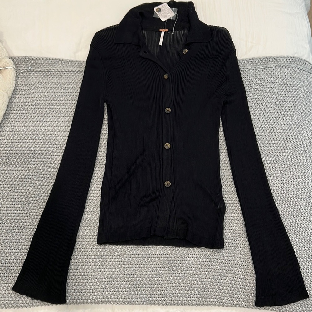 Free People ribbed button down shirt sz xs